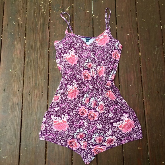 American Eagle Outfitters Tops - EUC American Eagle Floral Purple Romper Size Large